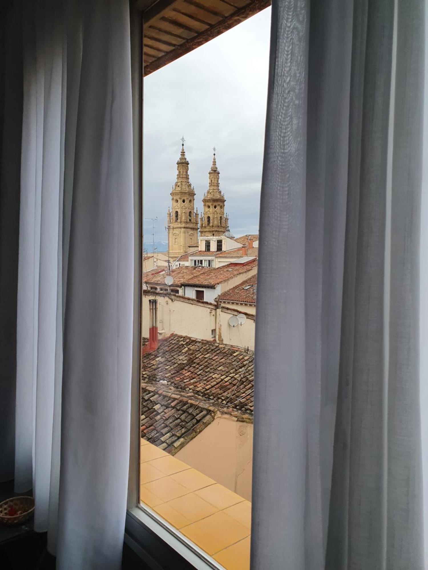Pension Muro De La Mata Logrono Room photo